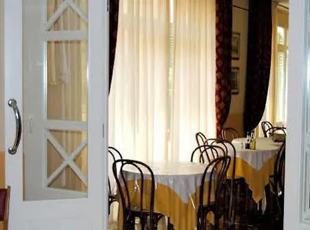 Hotel Brasile 3*